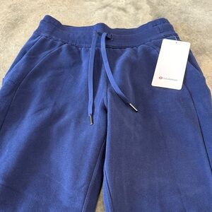 Lululemon Navy Scuba HR Joggers 4